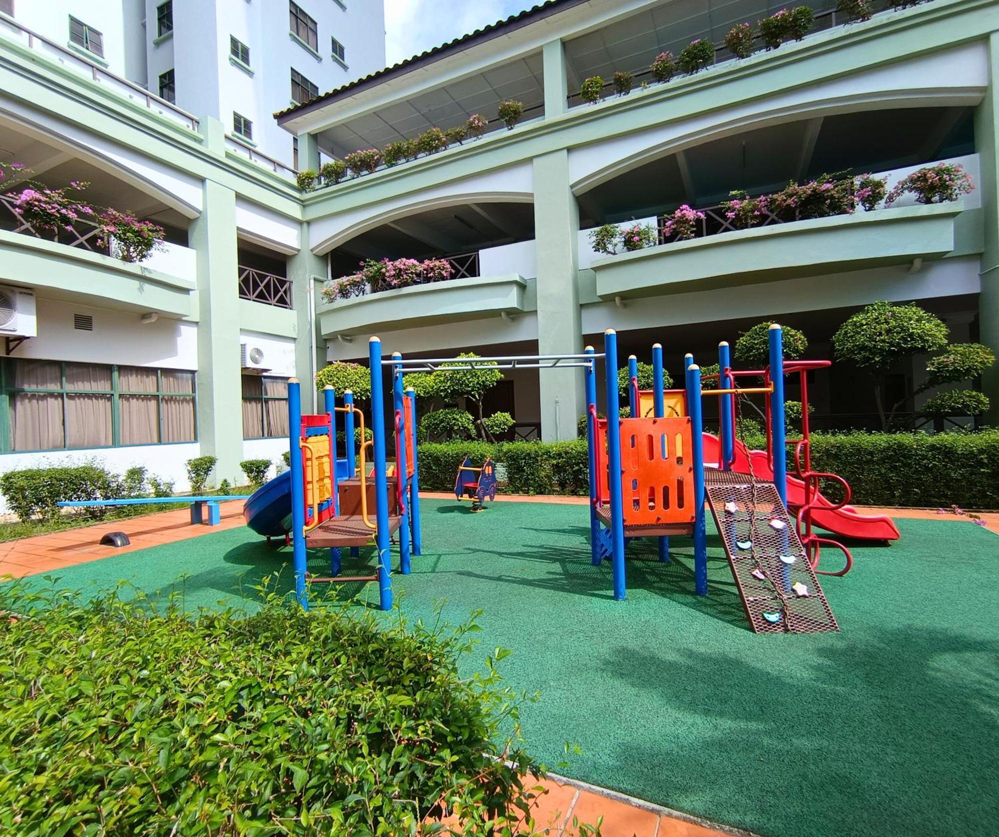 Costa Mahkota Sea View 1-bedroom Retreat